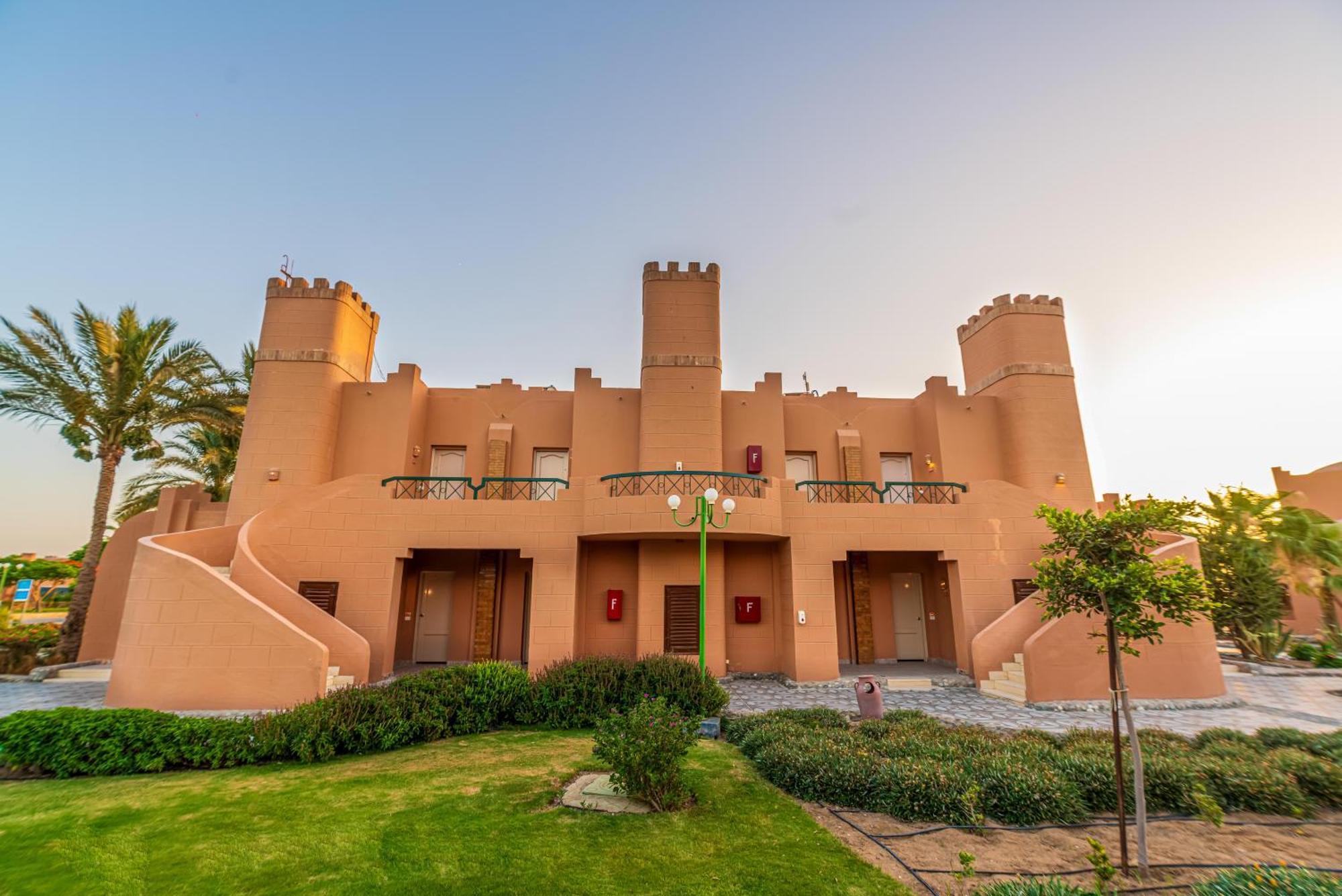 Akassia Swiss Resort El Qoseir Bagian luar foto