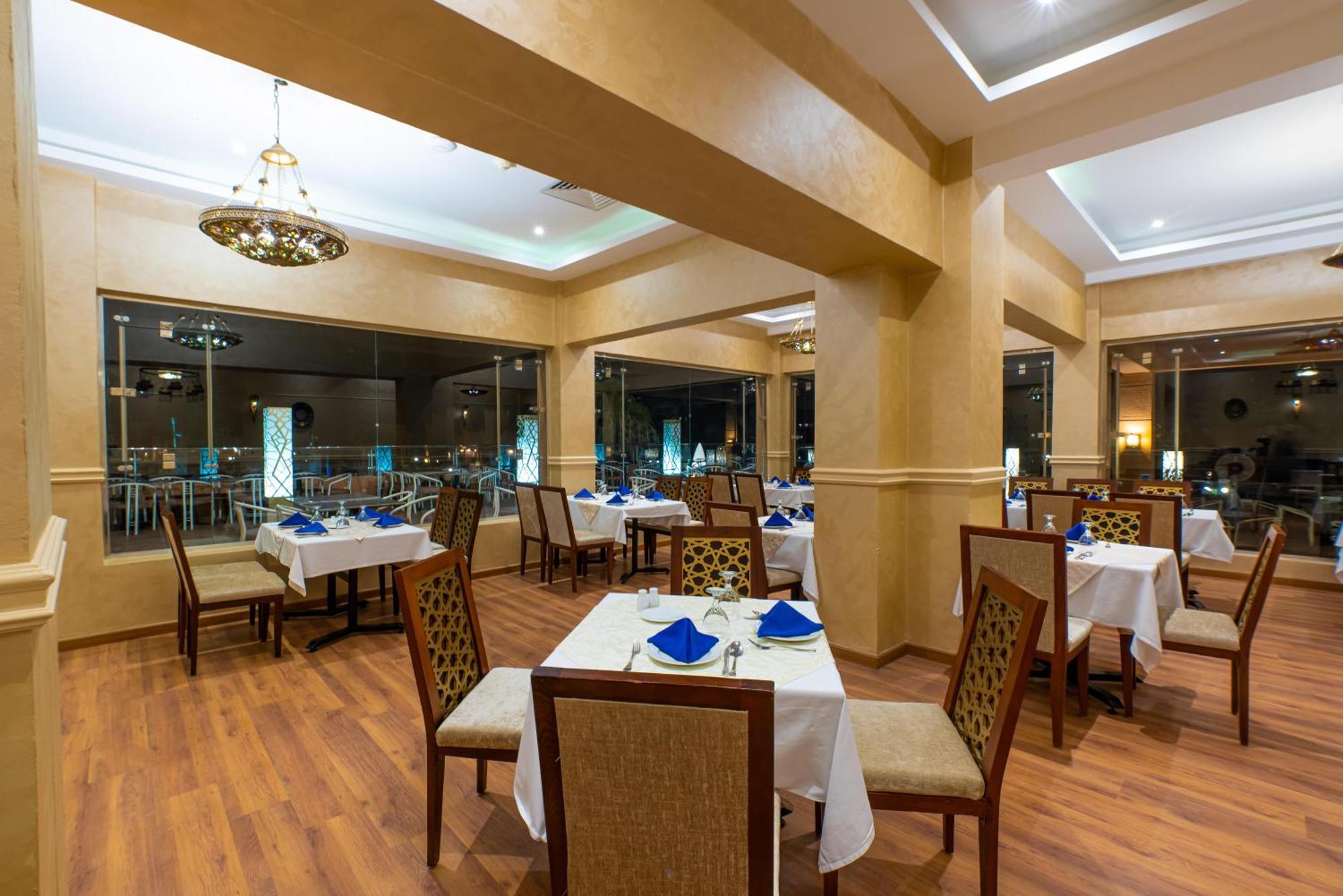Akassia Swiss Resort El Qoseir Bagian luar foto