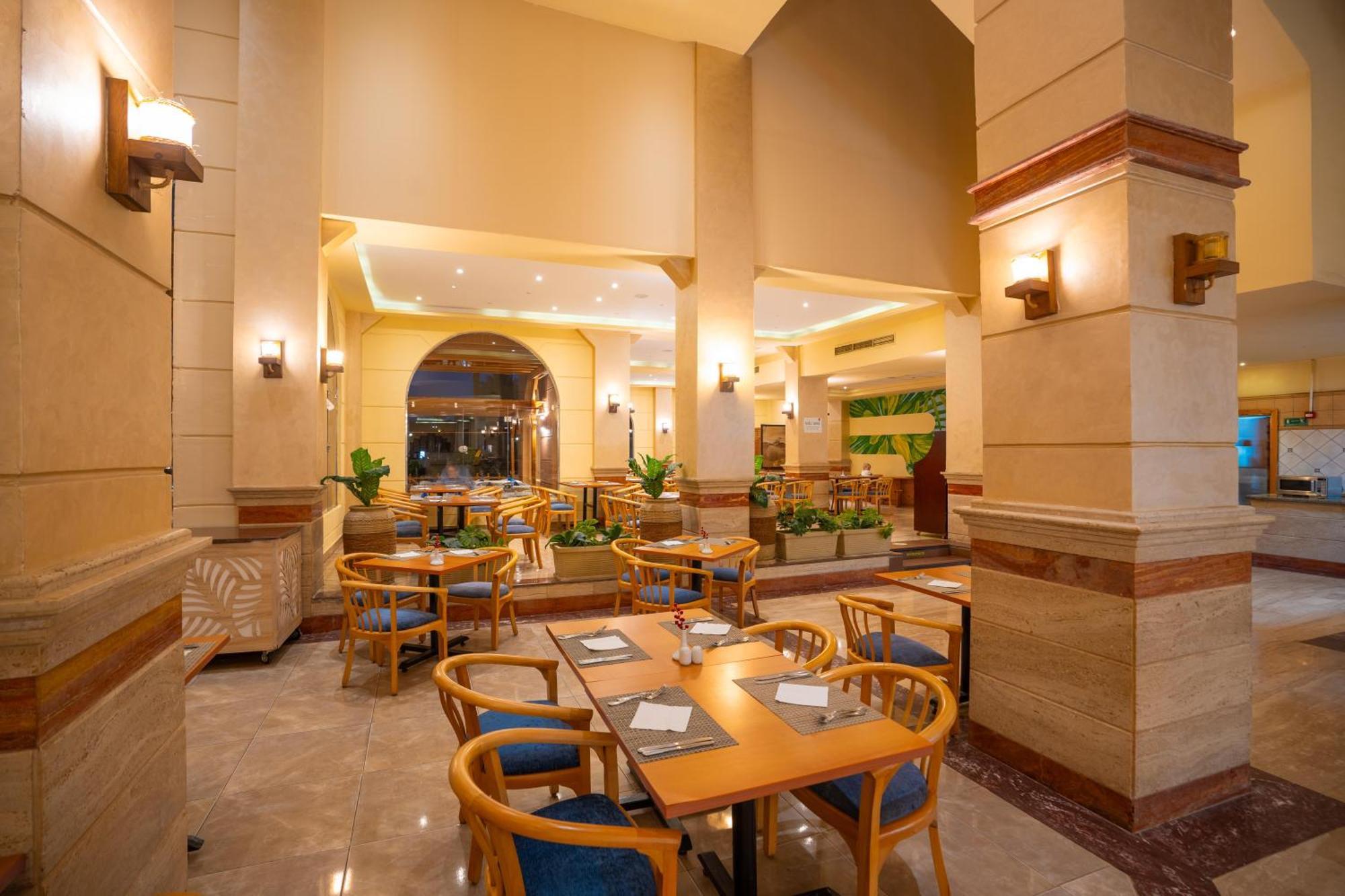 Akassia Swiss Resort El Qoseir Bagian luar foto